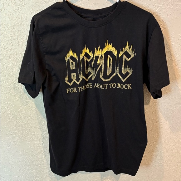 AC/DC | Tops | Acdc Black And Yellow Short Sleeve Tee | Poshmark